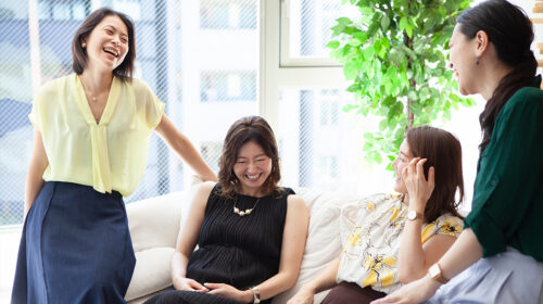 コミュニティが支える女性のキャリア — 変化を乗り越える力｜HAPPY WOMAN ACADEMY
