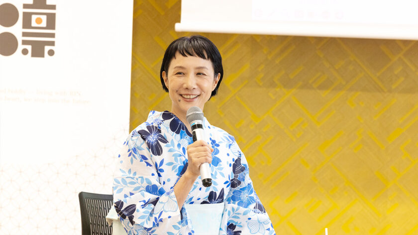トークショー──はなさんが語る「凛と生きる、美しく咲く」