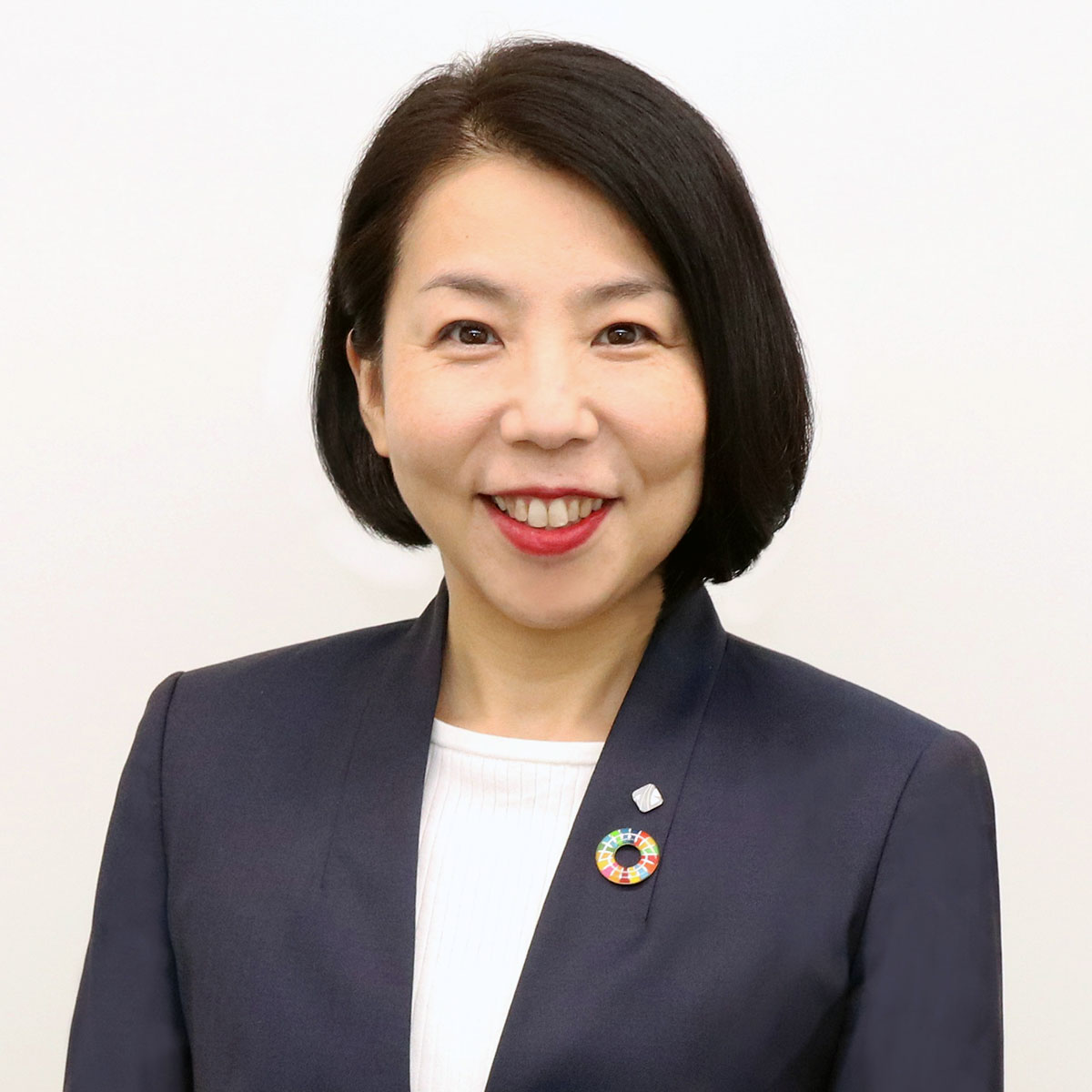 新田 京子氏